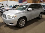 2008 Toyota Highlander Hybrid Silver vin: JTEEW41A882015795