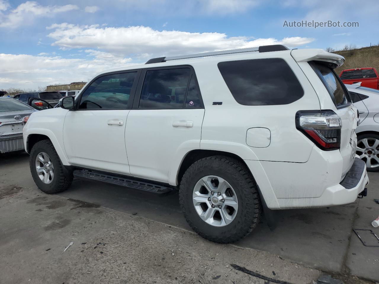 2021 Toyota 4runner Sr5/sr5 Premium White vin: JTEMU5JR5M5846998