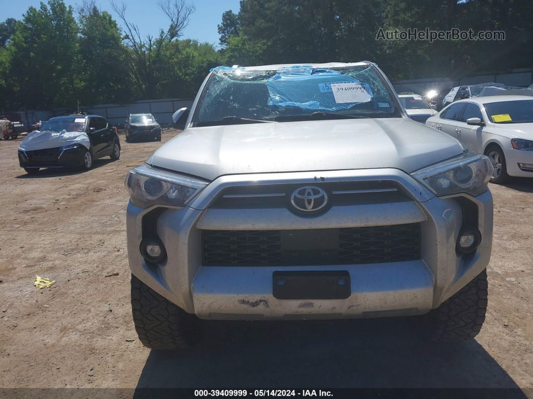 2021 Toyota 4runner Sr5 Silver vin: JTEMU5JRXM5922585