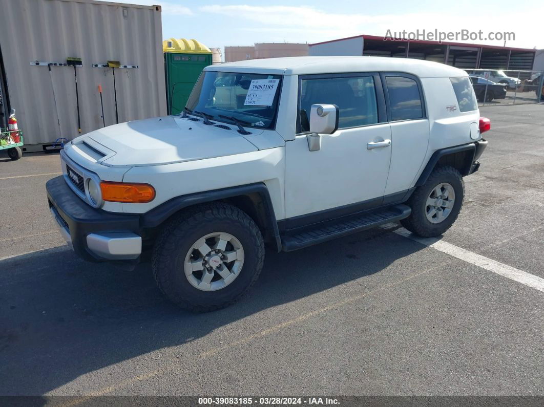 2010 Toyota Fj Cruiser White vin: JTEZU4BF1AK009926