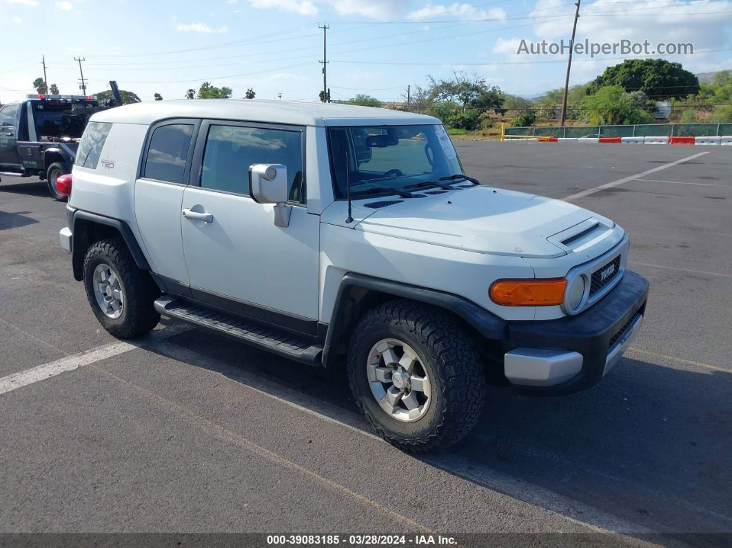 2010 Toyota Fj Cruiser White vin: JTEZU4BF1AK009926