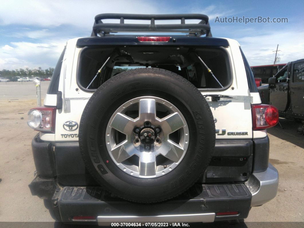 2010 Toyota Fj Cruiser   White vin: JTEZU4BF4AK010472