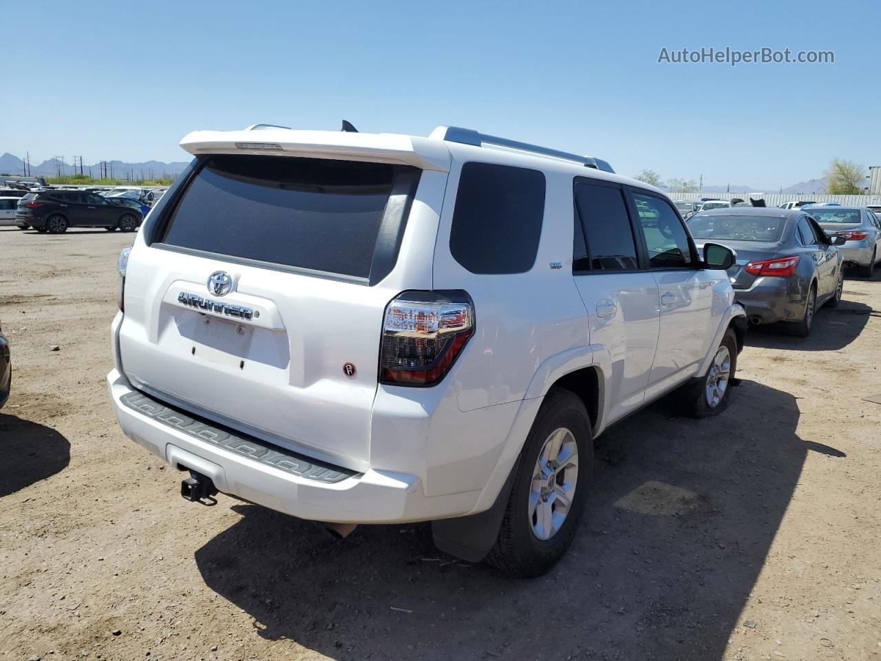 2014 Toyota 4runner Sr5 White vin: JTEZU5JR8E5076609