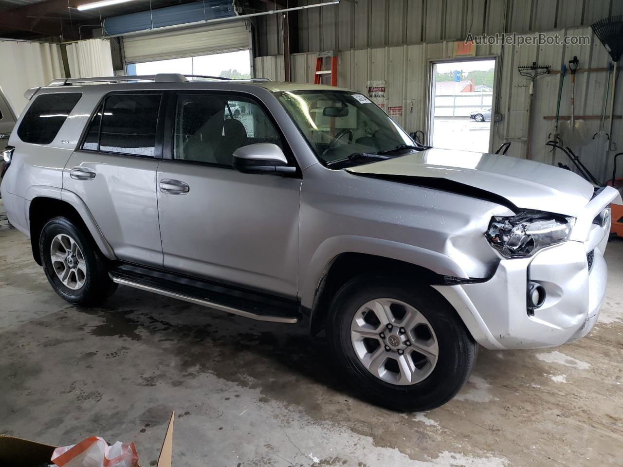 2014 Toyota 4runner Sr5 Silver vin: JTEZU5JR8E5078330