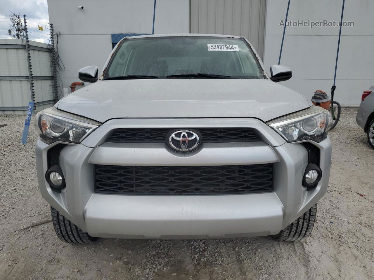 2014 Toyota 4runner Sr5 Silver vin: JTEZU5JR8E5082216