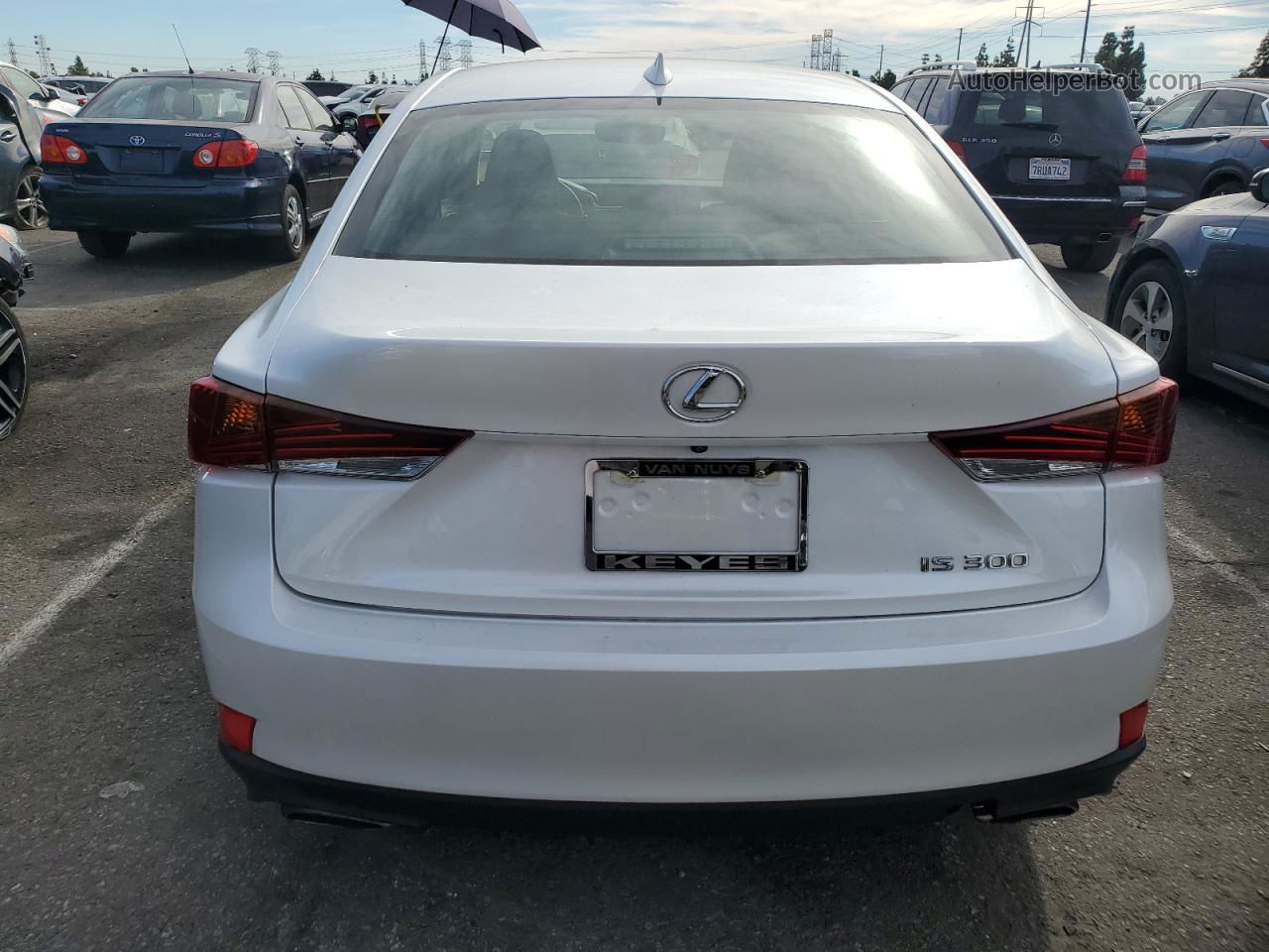 2020 Lexus Is 300 White vin: JTHAA1D25L5108851