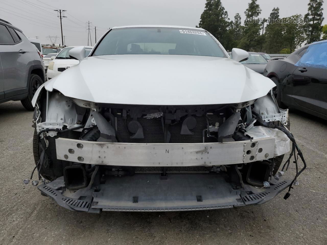 2016 Lexus Is 200t White vin: JTHBA1D22G5002271