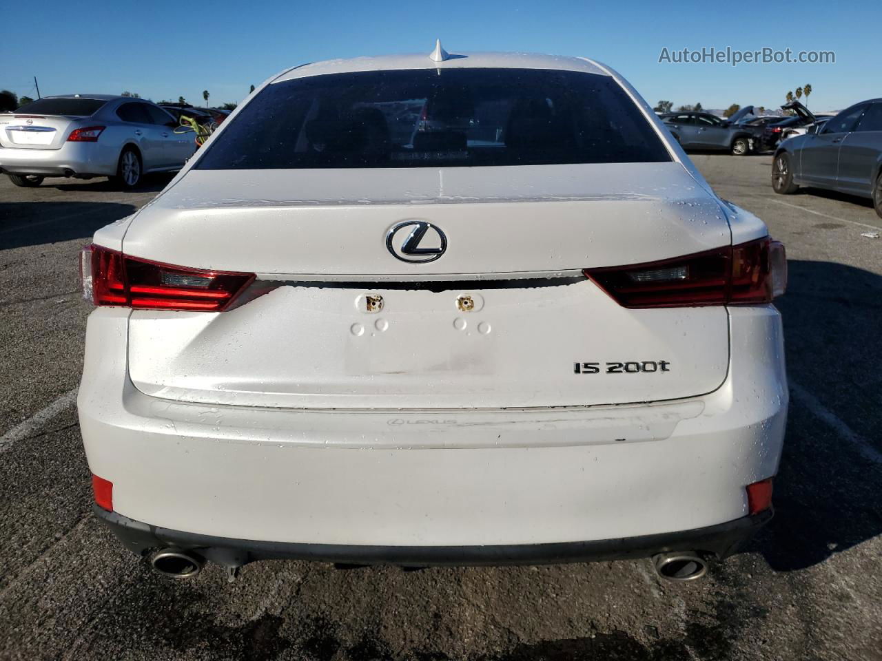 2016 Lexus Is 200t White vin: JTHBA1D26G5023513