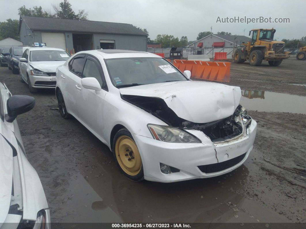 2007 Lexus Is 350   White vin: JTHBE262675013667