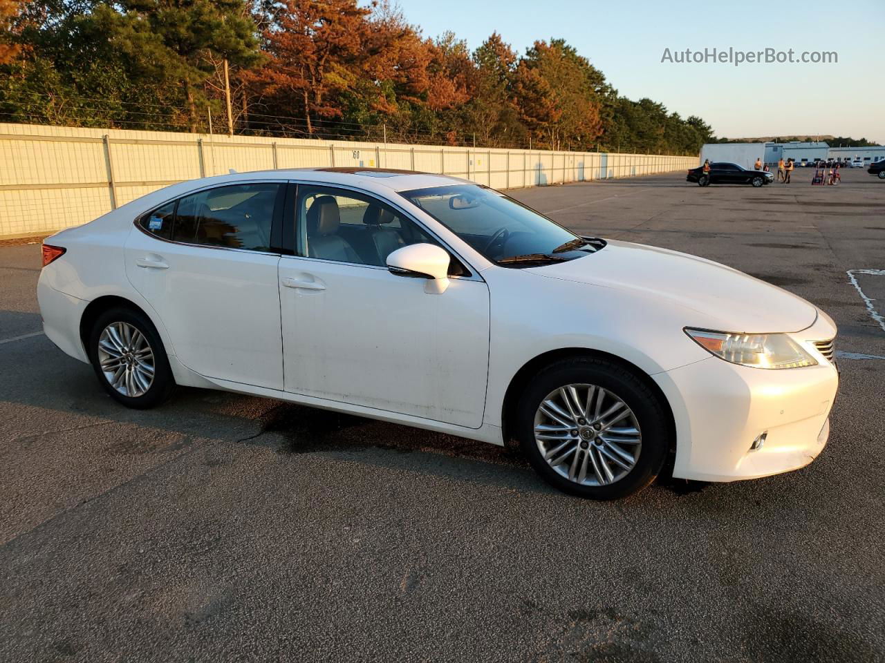 2013 Lexus Es 350 White vin: JTHBK1GG0D2029843