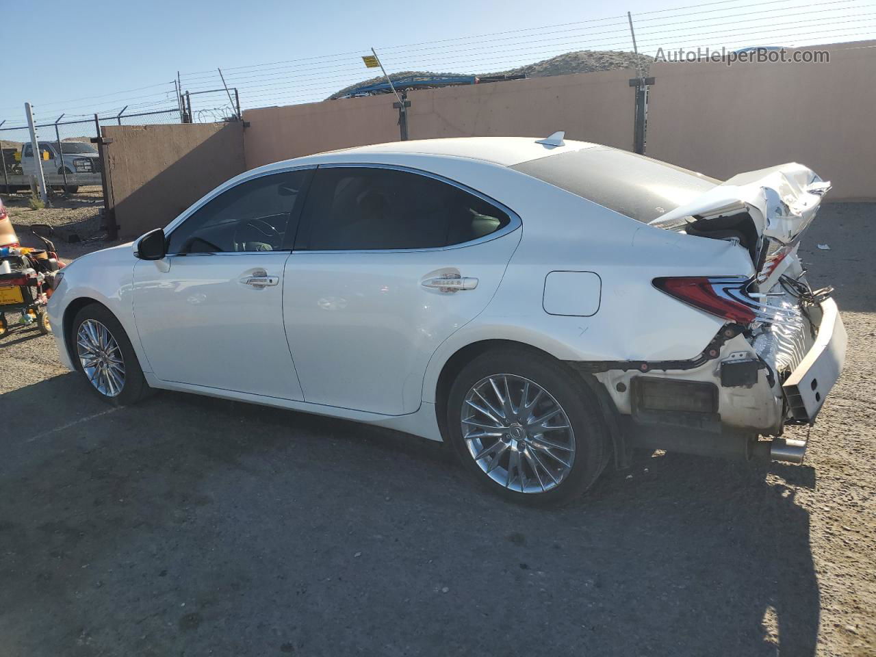 2013 Lexus Es 350 White vin: JTHBK1GG0D2037196