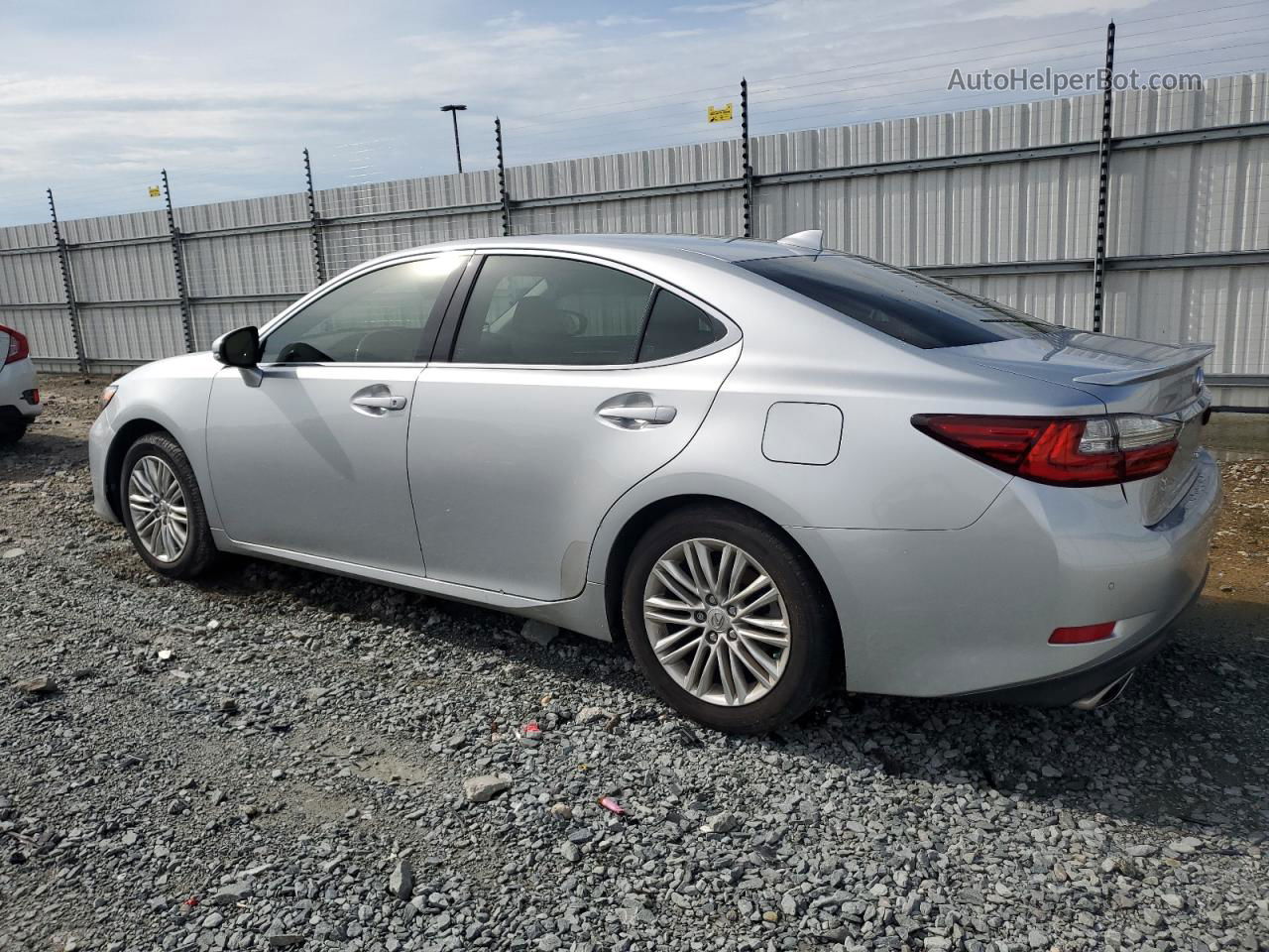 2016 Lexus Es 350 Серебряный vin: JTHBK1GG1G2211166