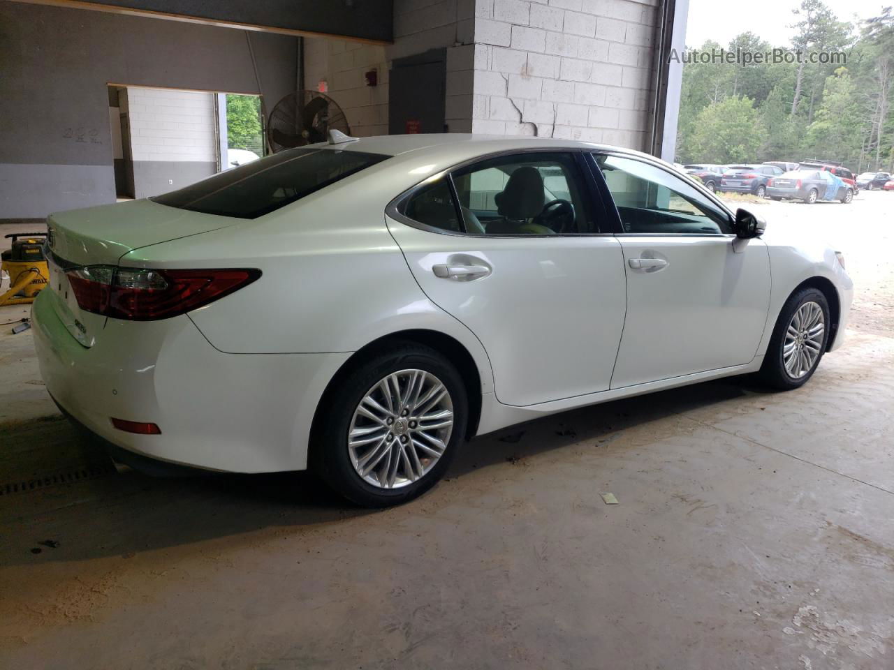 2013 Lexus Es 350 White vin: JTHBK1GG2D2001588