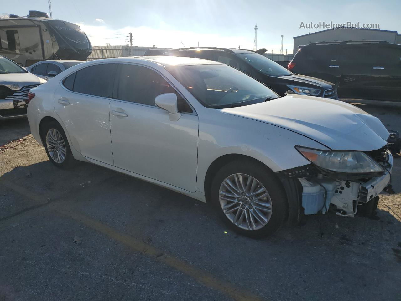 2013 Lexus Es 350 White vin: JTHBK1GG2D2026779