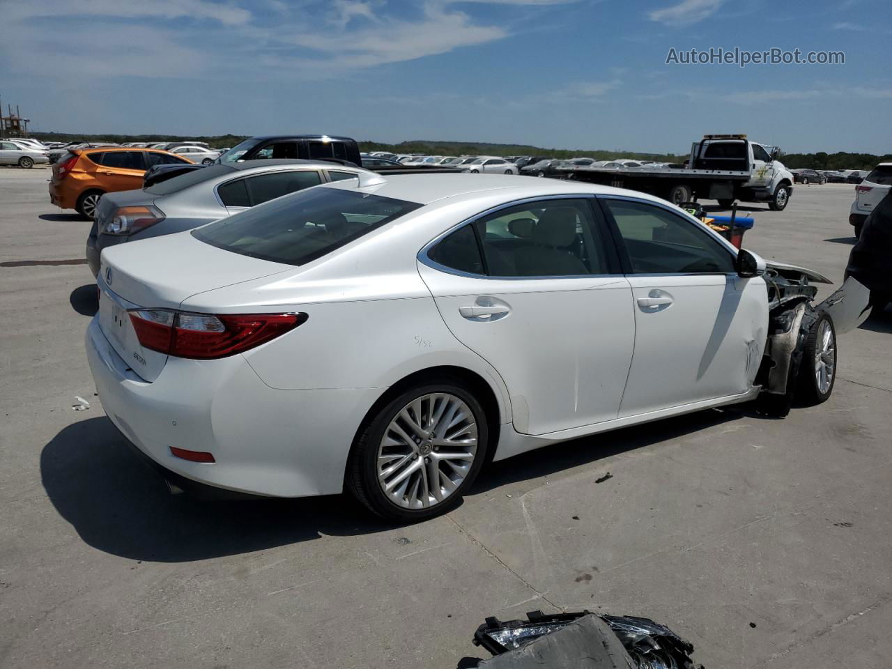 2015 Lexus Es 350 Белый vin: JTHBK1GG2F2162753