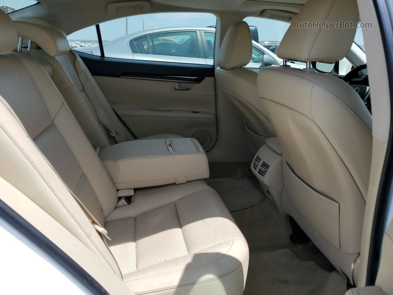 2015 Lexus Es 350 Белый vin: JTHBK1GG2F2162753