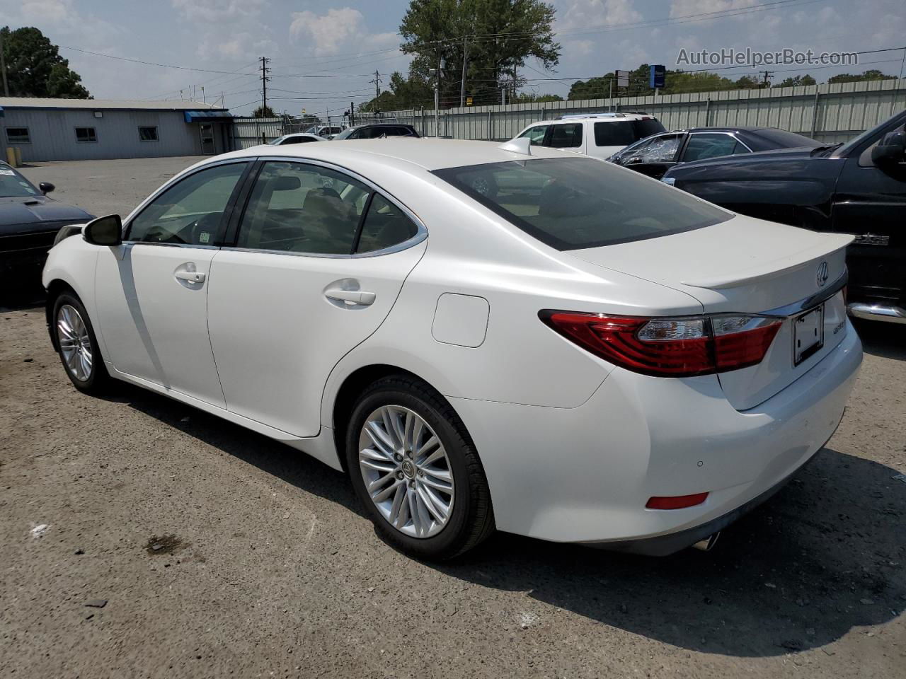 2015 Lexus Es 350 Белый vin: JTHBK1GG8F2172722