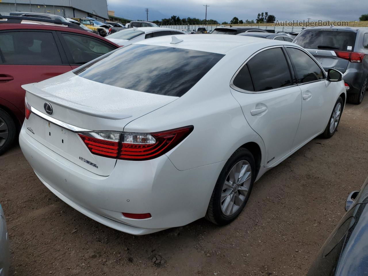 2013 Lexus Es 300h White vin: JTHBW1GG0D2022542