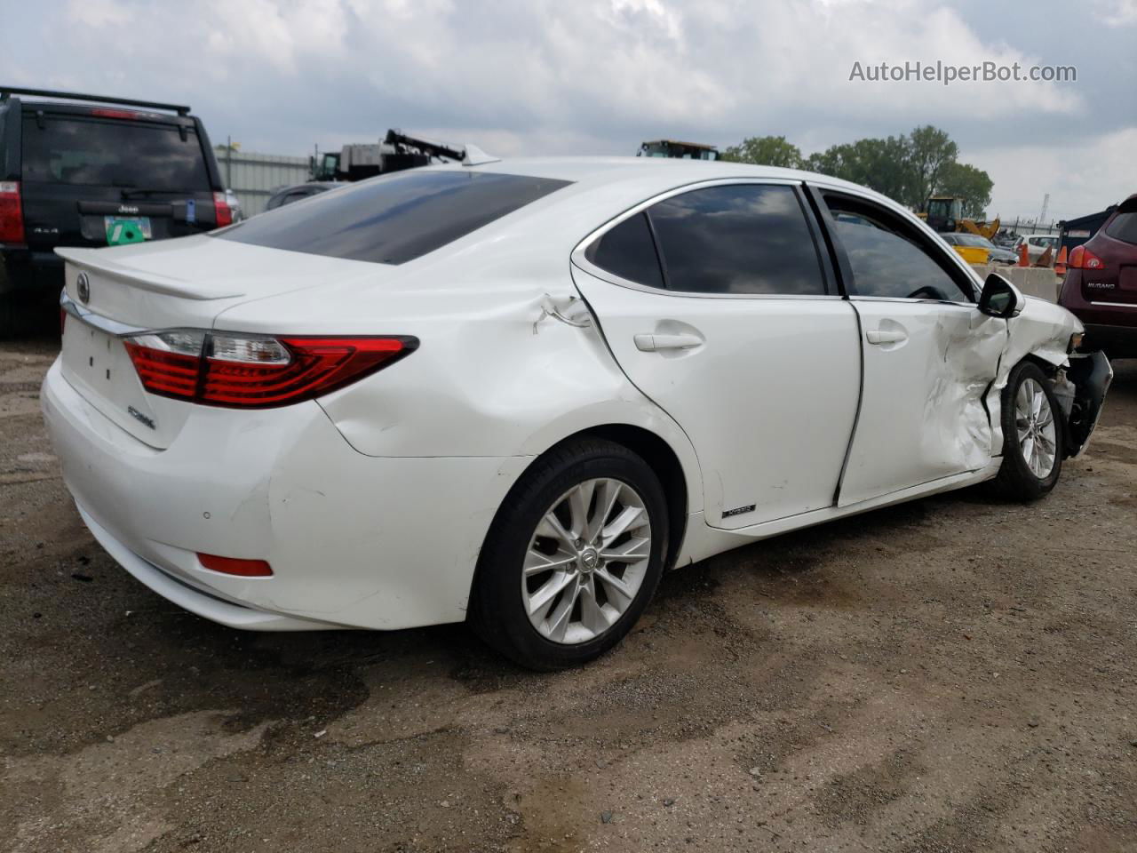 2014 Lexus Es 300h White vin: JTHBW1GG0E2039391