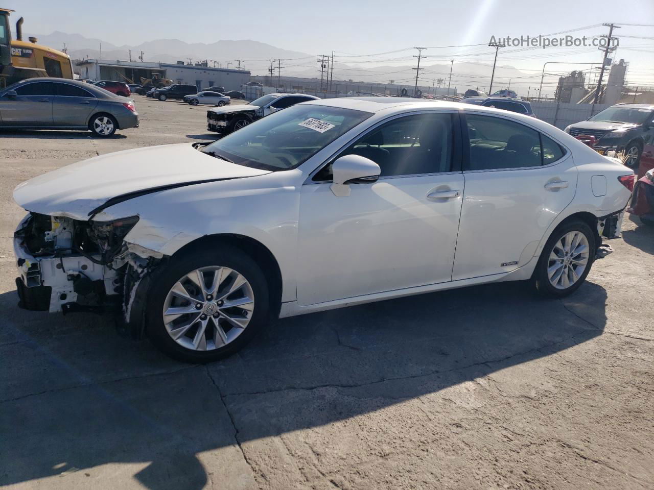 2013 Lexus Es 300h White vin: JTHBW1GG1D2033095