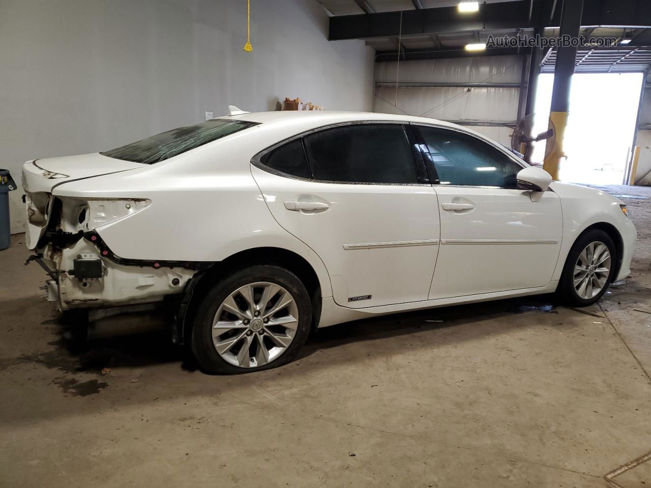 2014 Lexus Es 300h White vin: JTHBW1GG1E2059066