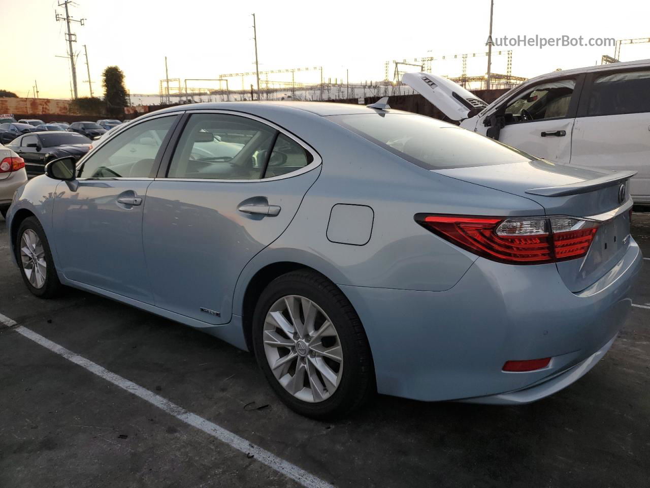 2014 Lexus Es 300h Turquoise vin: JTHBW1GG3E2057075