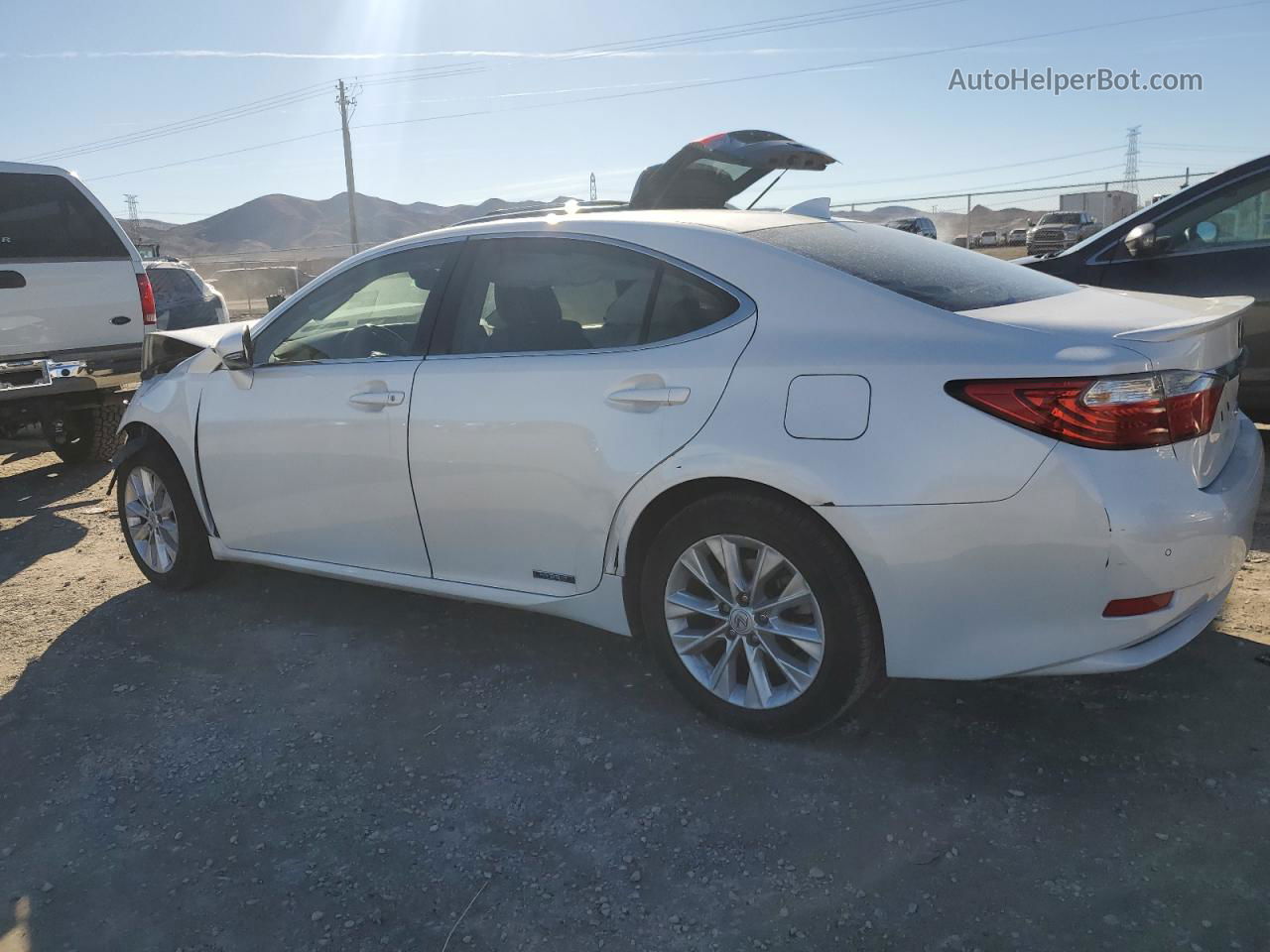 2015 Lexus Es 300h White vin: JTHBW1GG3F2088666