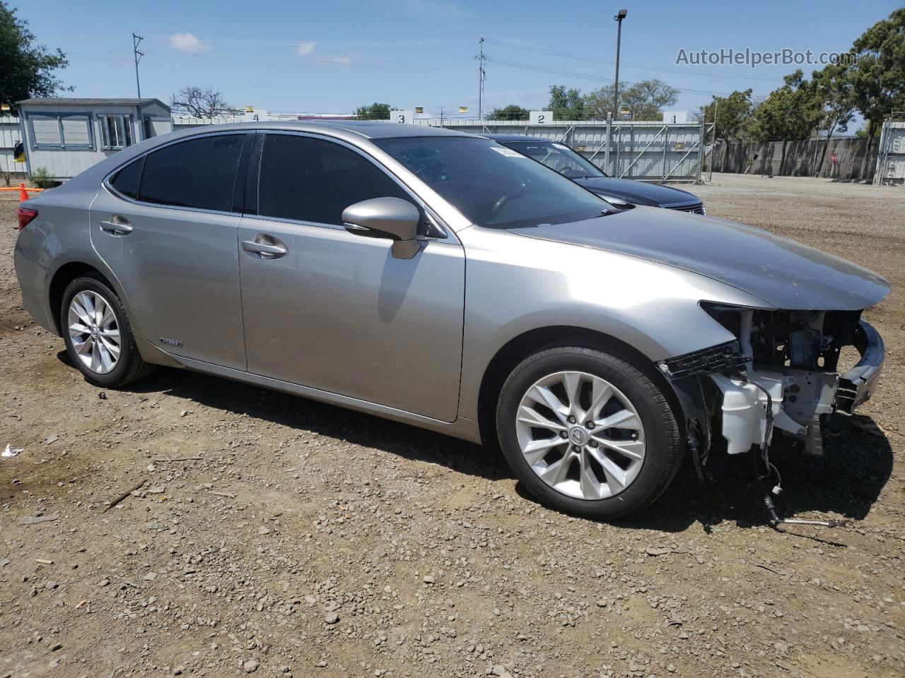 2015 Lexus Es 300h Silver vin: JTHBW1GG4F2082083