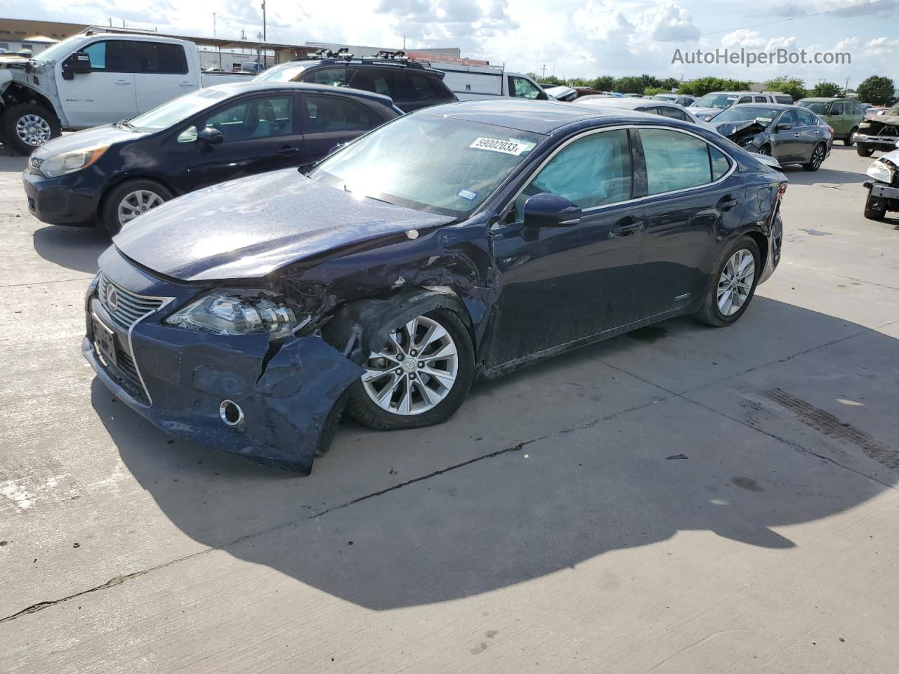 2015 Lexus Es 300h Синий vin: JTHBW1GG5F2084621