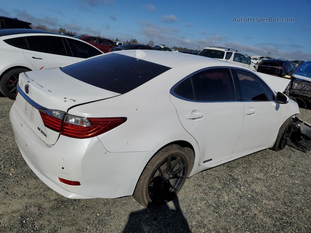 2015 Lexus Es 300h White vin: JTHBW1GG5F2094839