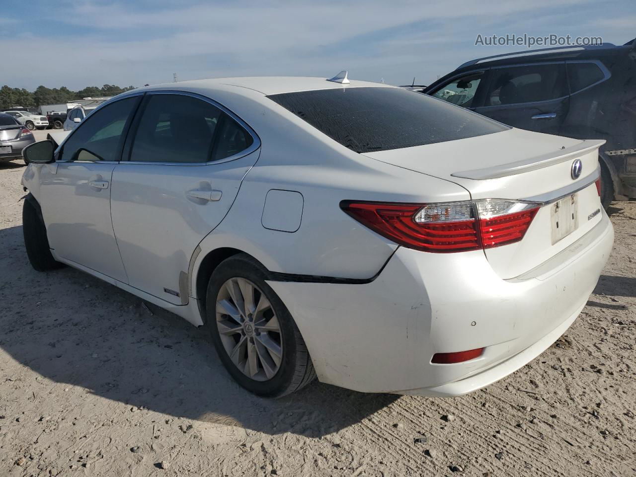 2013 Lexus Es 300h Белый vin: JTHBW1GG6D2024408