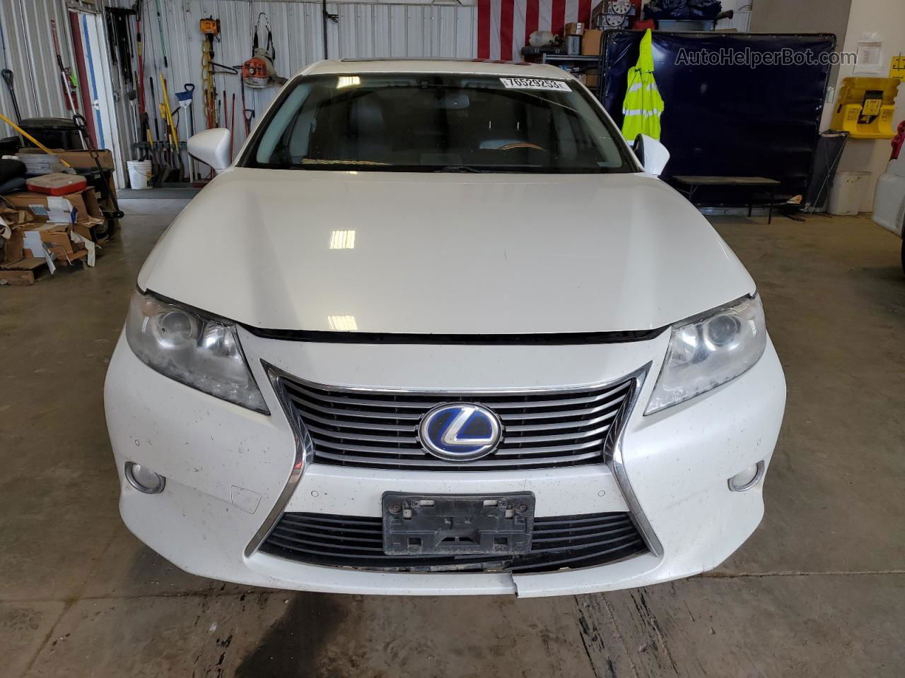 2013 Lexus Es 300h White vin: JTHBW1GG6D2036185