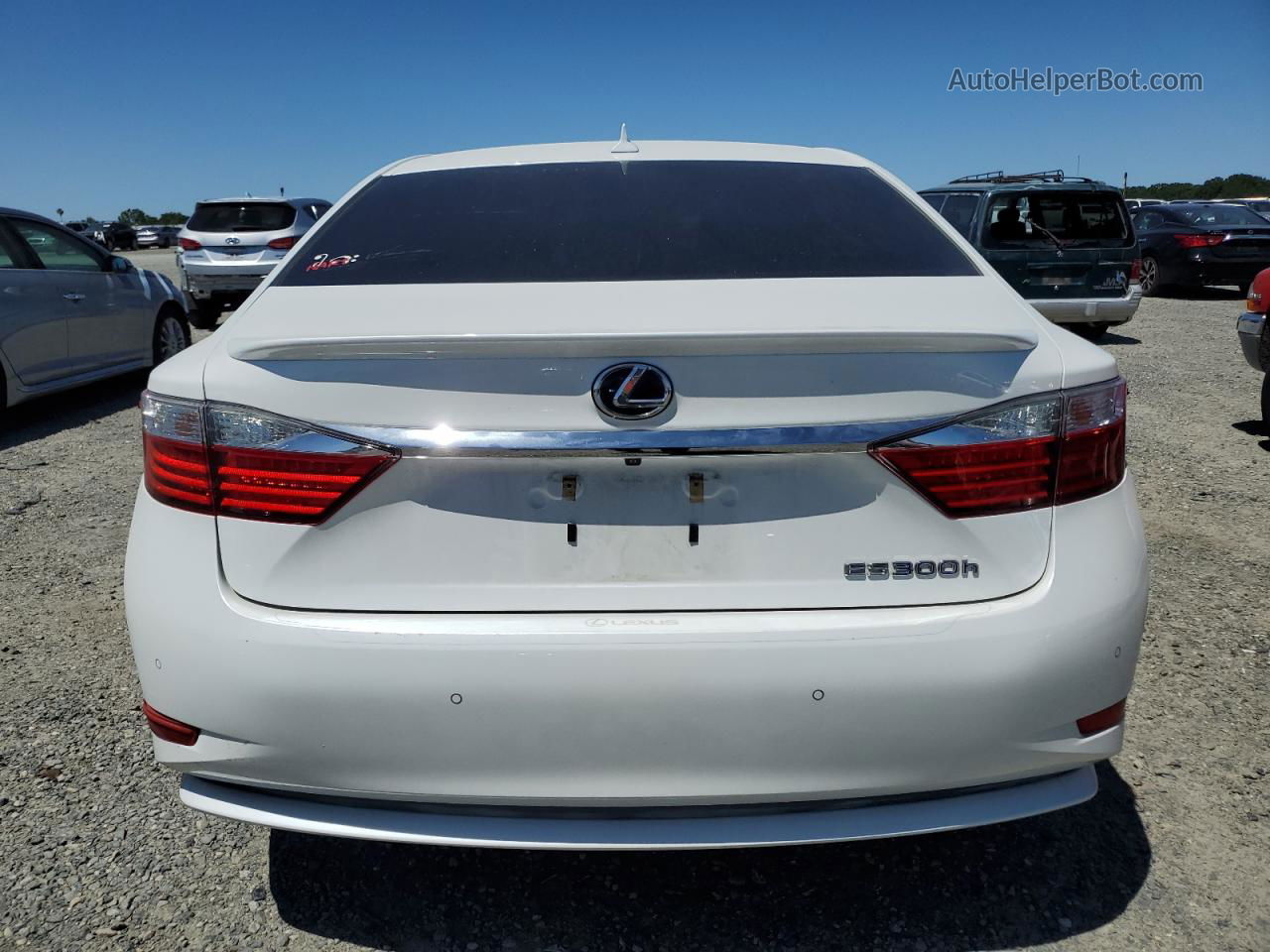 2014 Lexus Es 300h White vin: JTHBW1GG8E2047299