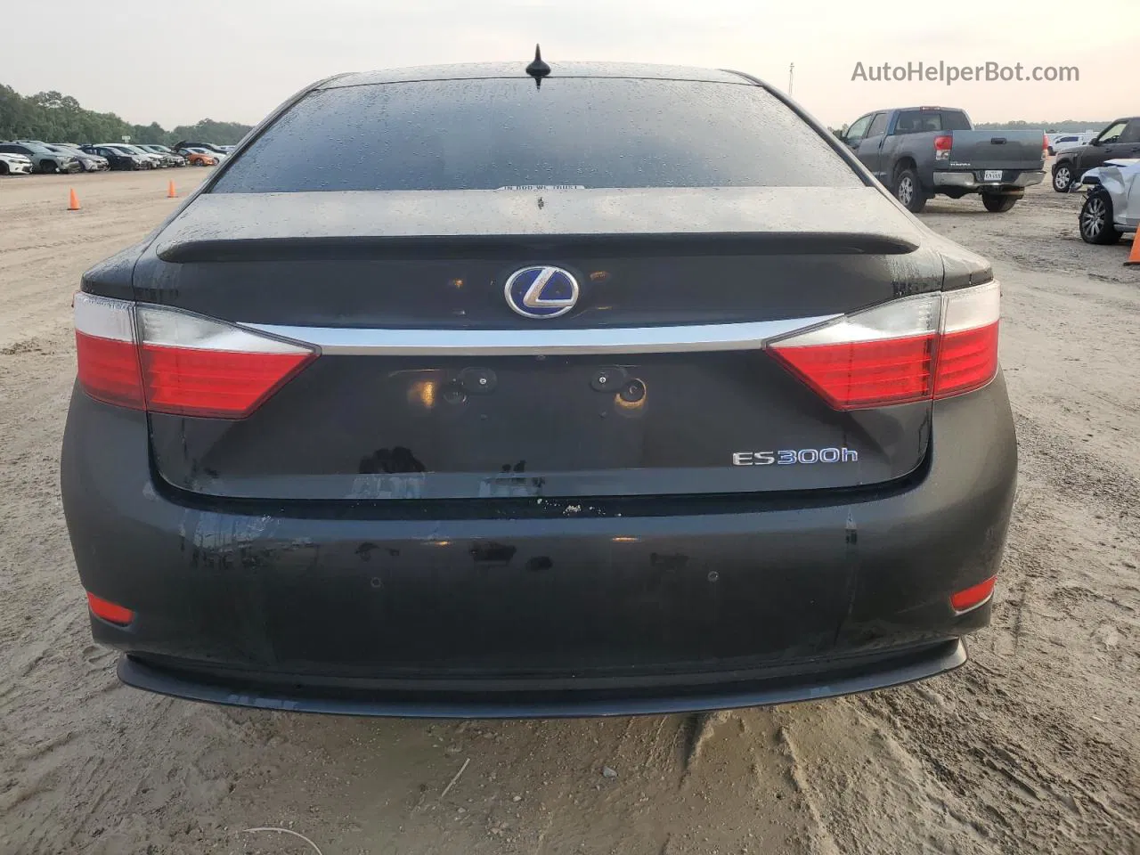 2014 Lexus Es 300h Черный vin: JTHBW1GG8E2056066