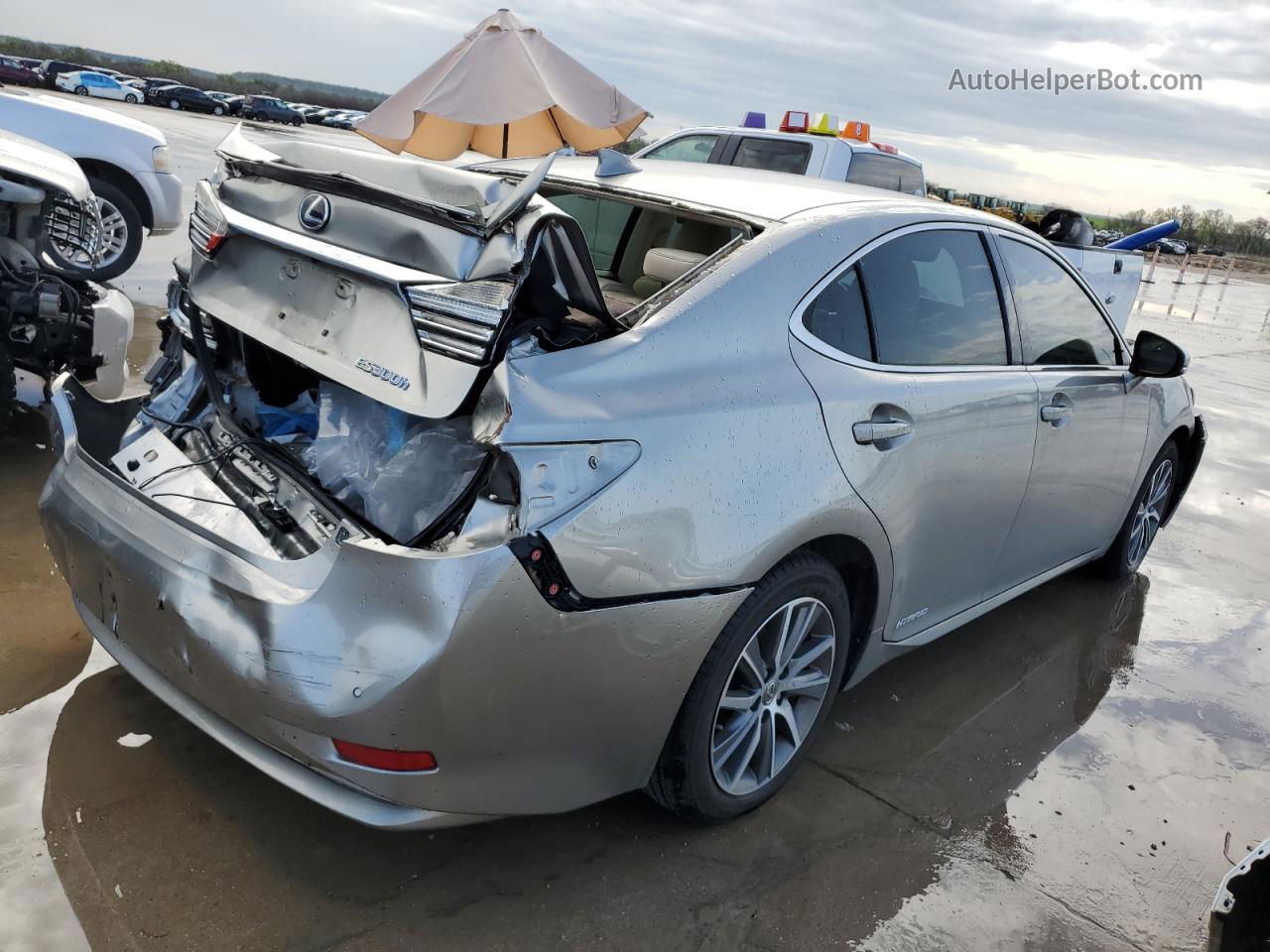 2017 Lexus Es 300h Silver vin: JTHBW1GG8H2149240