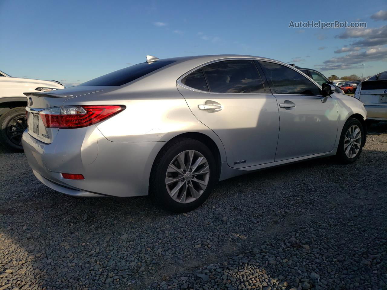 2015 Lexus Es 300h Silver vin: JTHBW1GG9F2096805