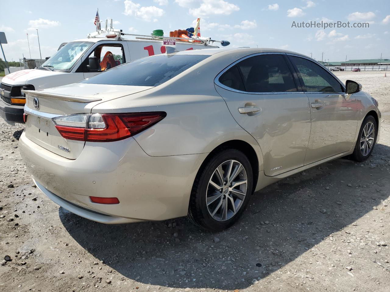 2017 Lexus Es 300h Бежевый vin: JTHBW1GG9H2145682