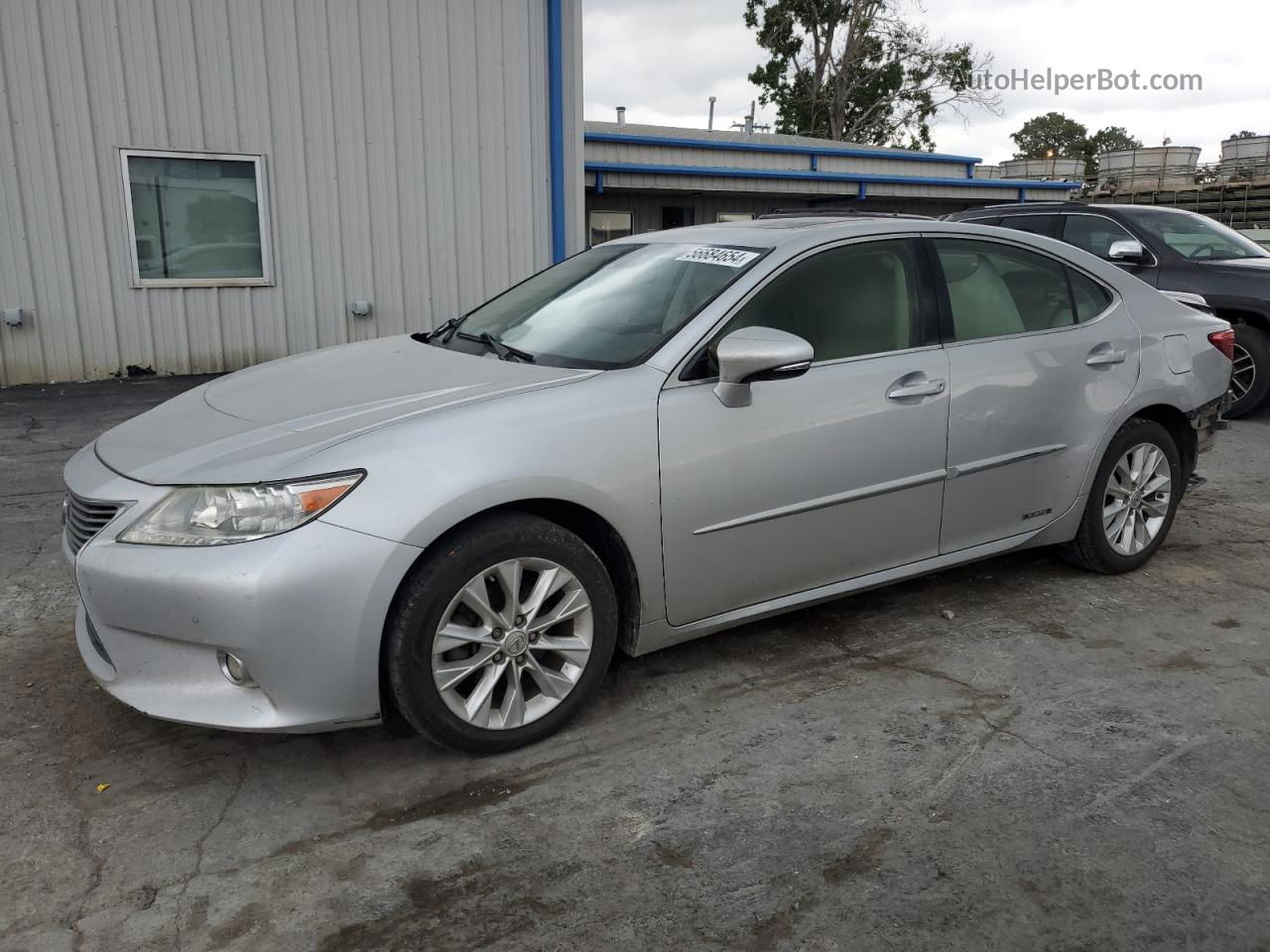 2014 Lexus Es 300h Silver vin: JTHBW1GGXE2064055