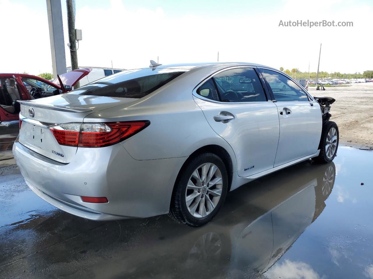 2014 Lexus Es 300h Silver vin: JTHBW1GGXE2076514