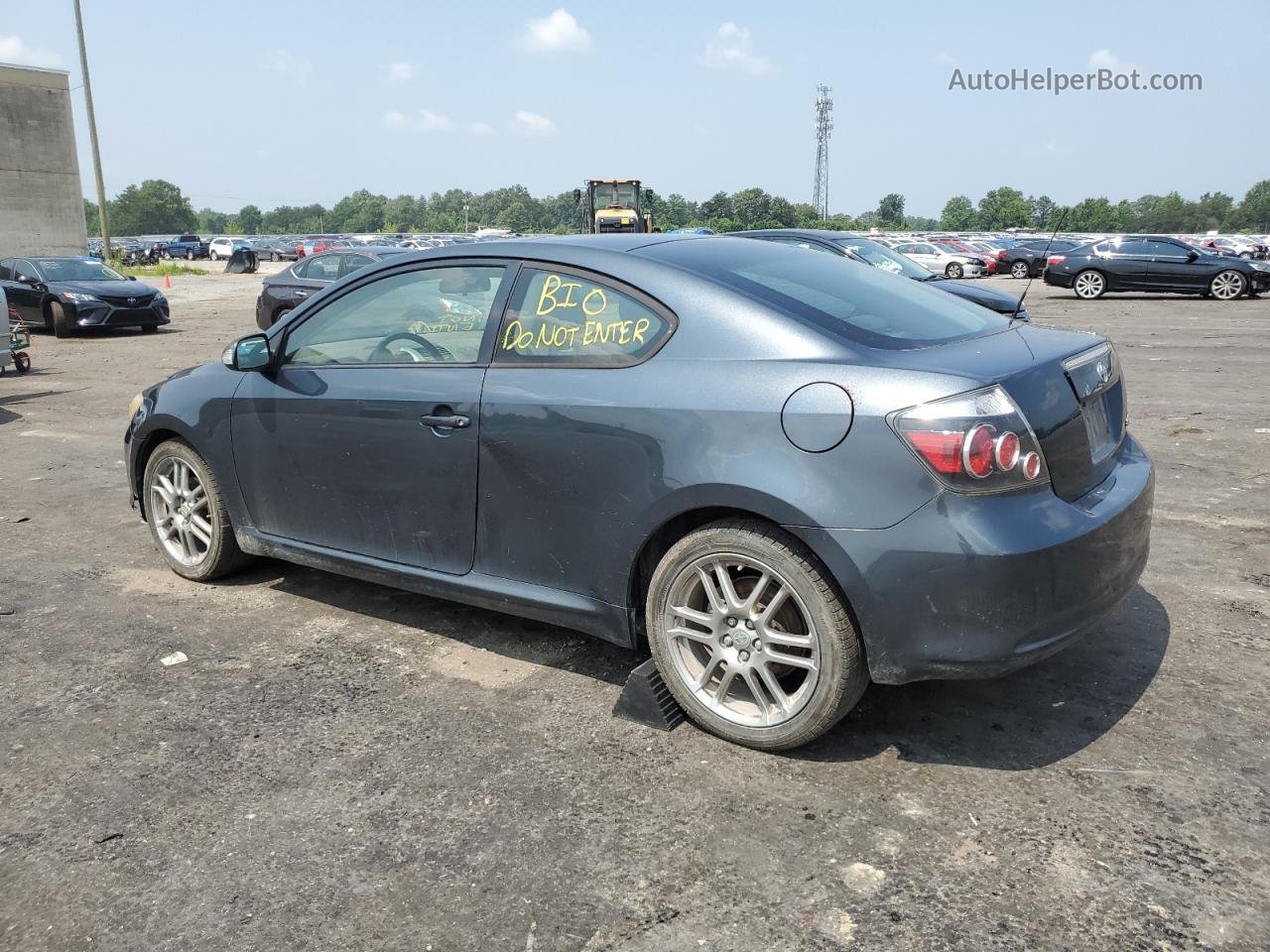 2008 Toyota Scion Tc  Gray vin: JTKDE167380262662