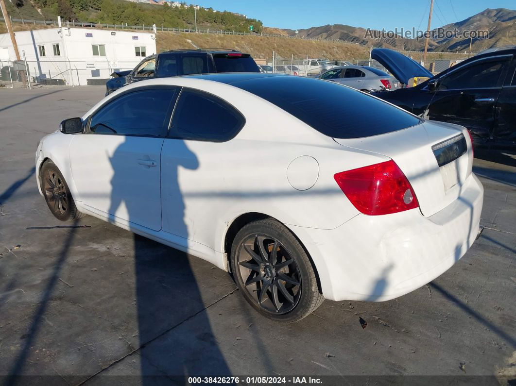 2008 Scion Tc   White vin: JTKDE167580239514