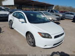 2008 Scion Tc   White vin: JTKDE167680258427