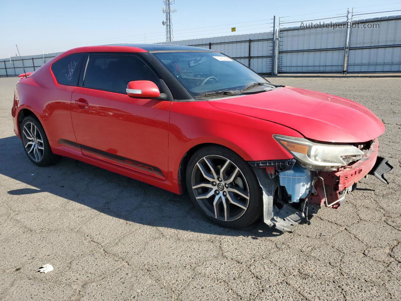 2015 Toyota Scion Tc  Red vin: JTKJF5C71FJ002795