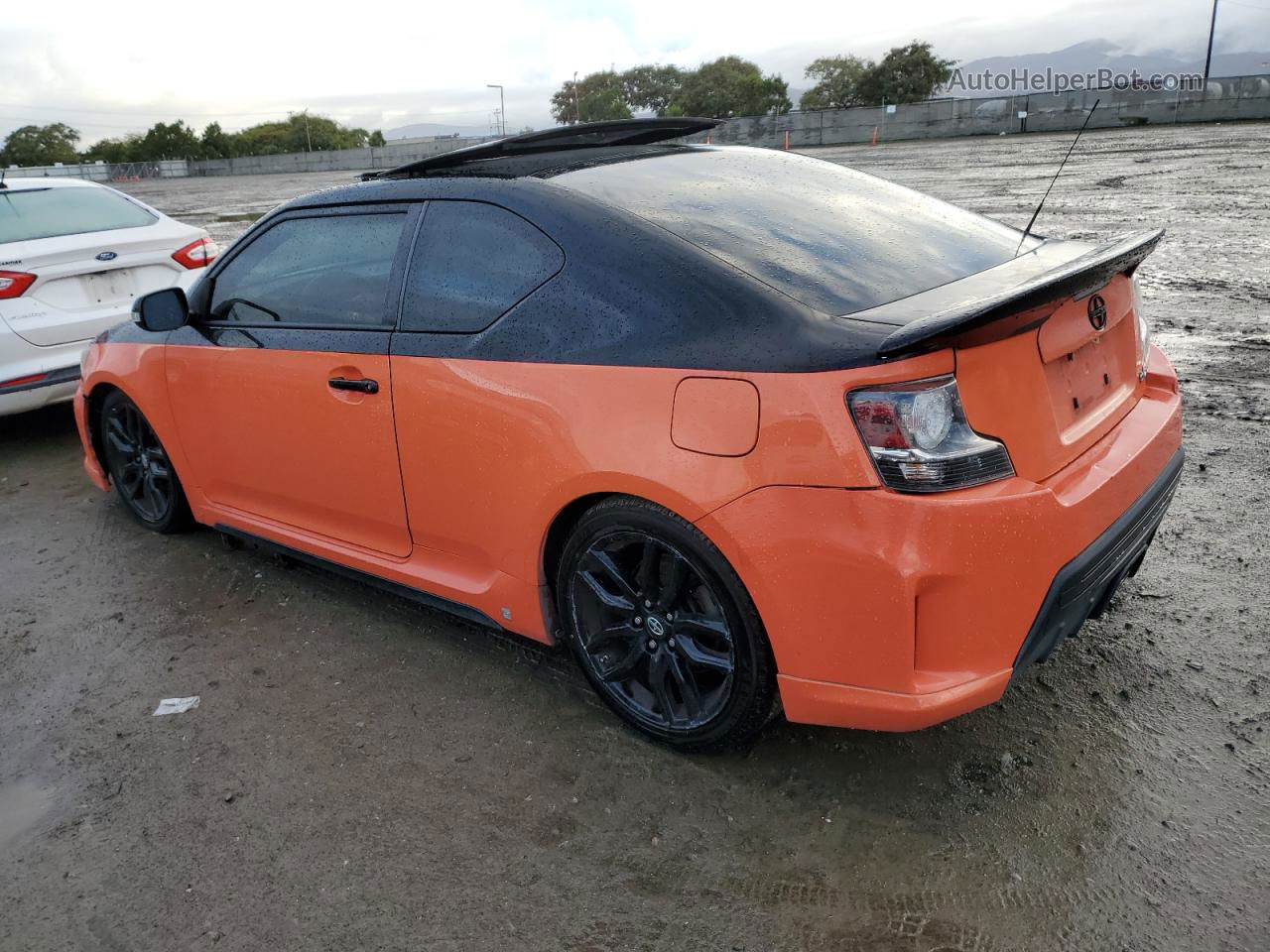 2015 Toyota Scion Tc  Оранжевый vin: JTKJF5C72FJ005365