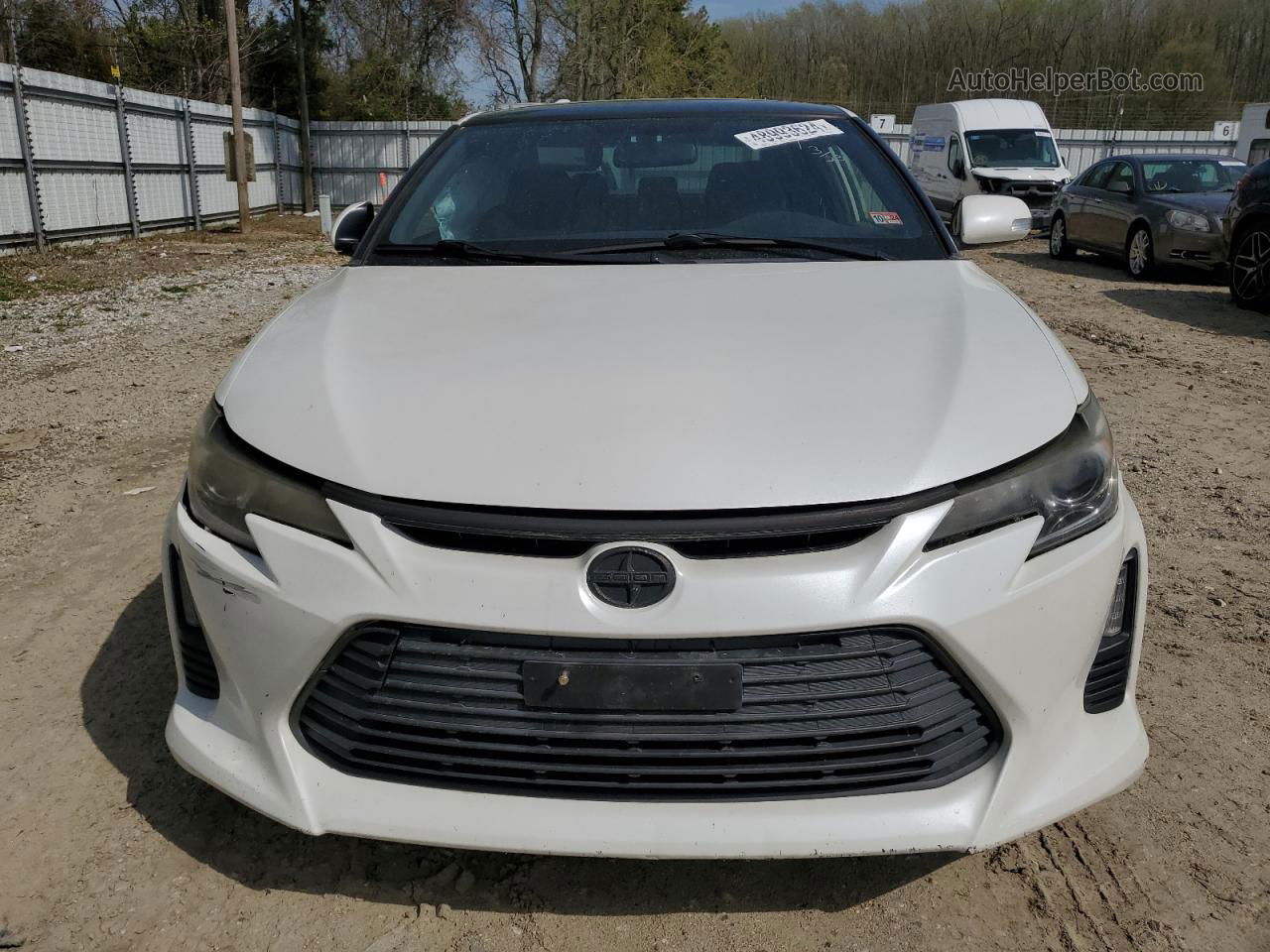 2015 Toyota Scion Tc  White vin: JTKJF5C74F3091606