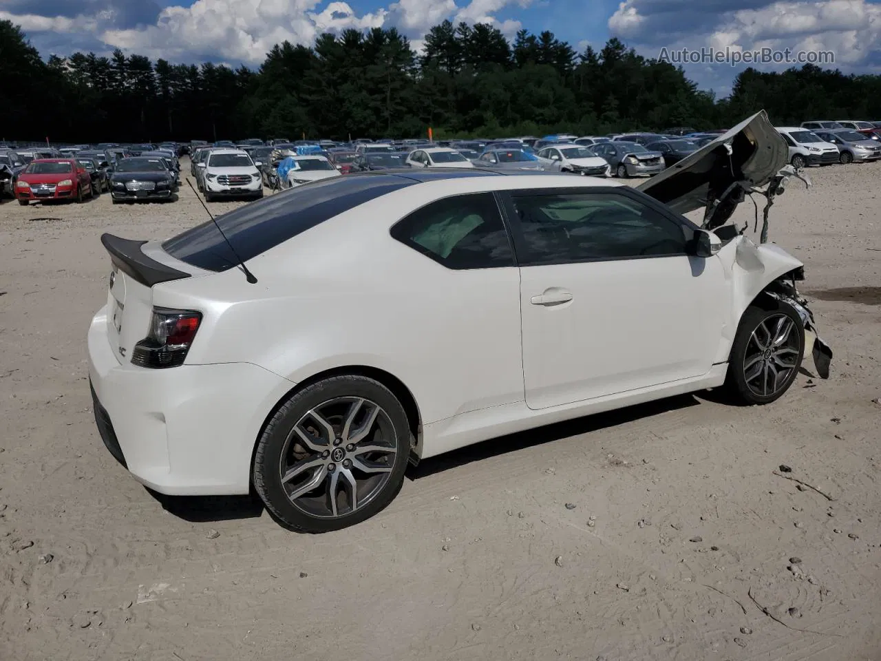 2015 Toyota Scion Tc  White vin: JTKJF5C75F3090318