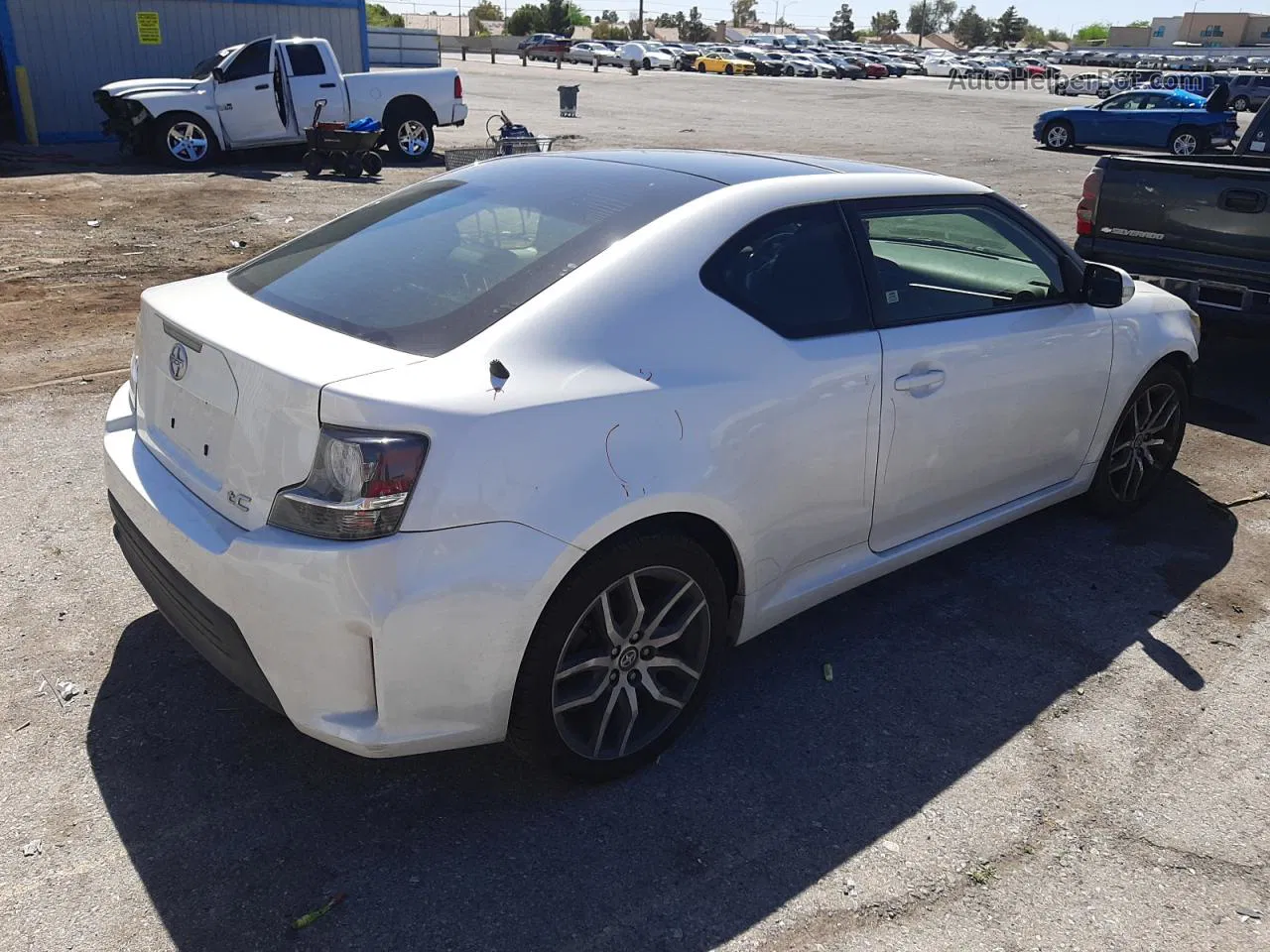 2015 Toyota Scion Tc  White vin: JTKJF5C76F3093891