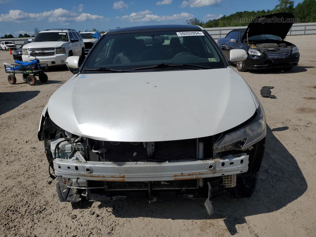 2015 Toyota Scion Tc  White vin: JTKJF5C76FJ009628