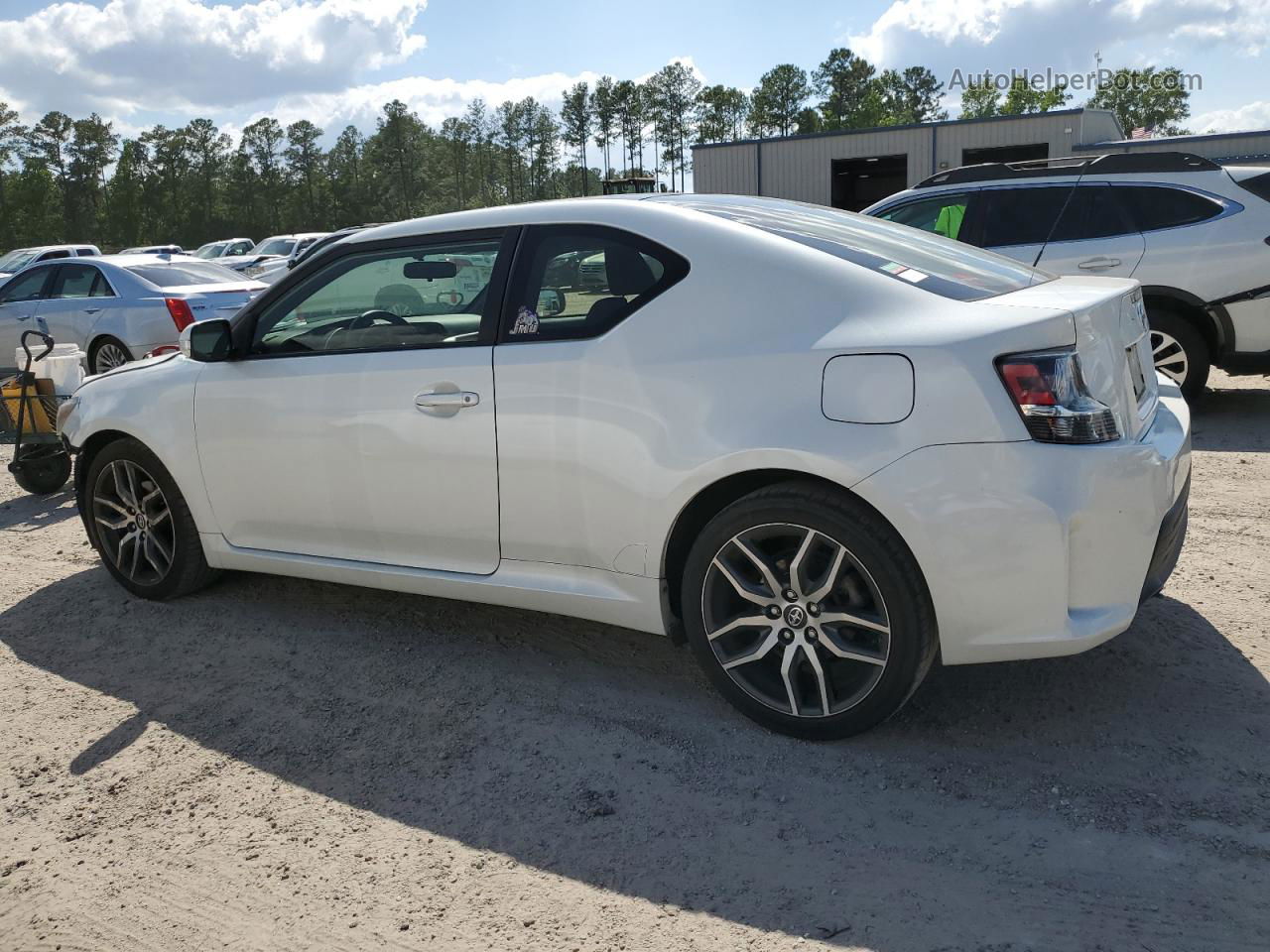 2015 Toyota Scion Tc  White vin: JTKJF5C76FJ009628