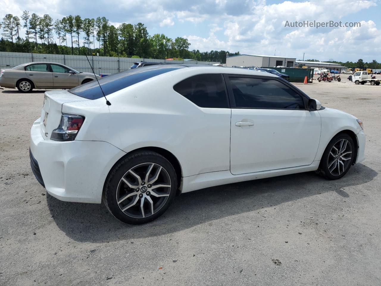 2015 Toyota Scion Tc  White vin: JTKJF5C79F3092301